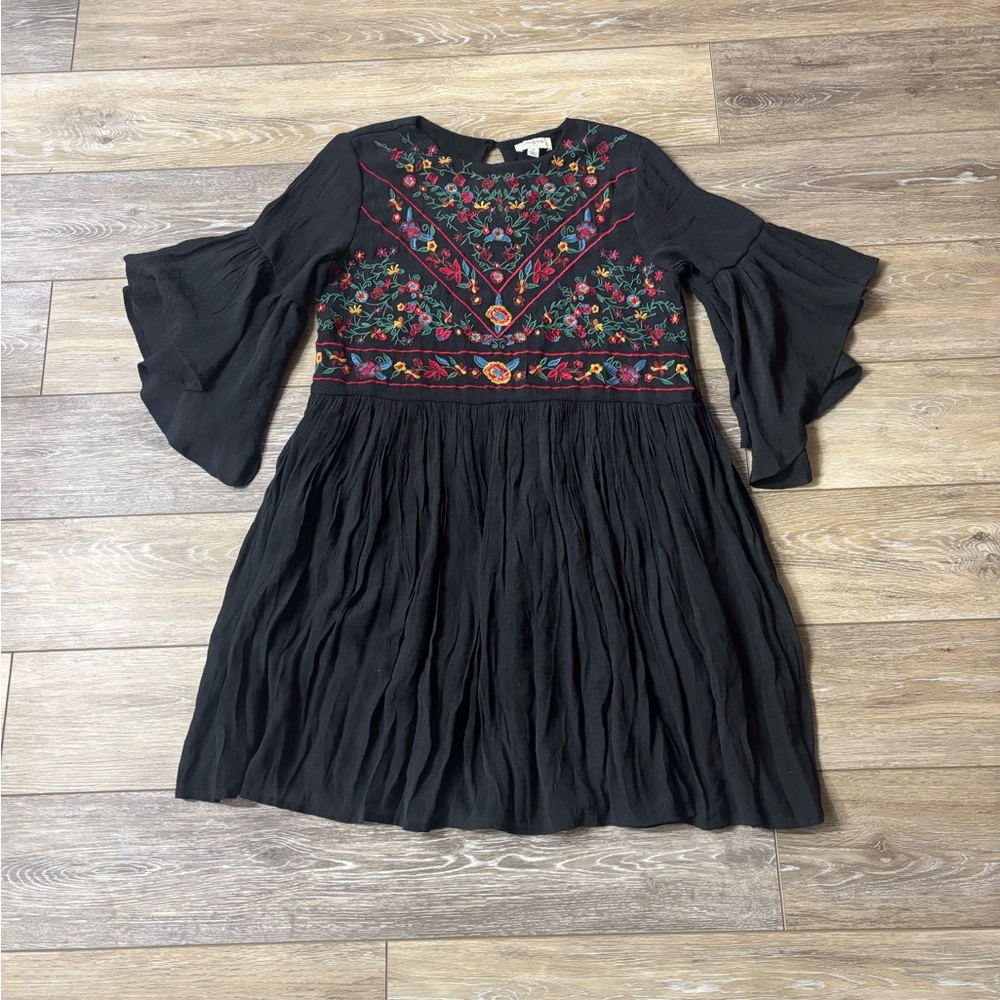 Umgee Boho Bliss Dress Sz S Black Embroidered Otomi Floral Bell Sleeve Festival